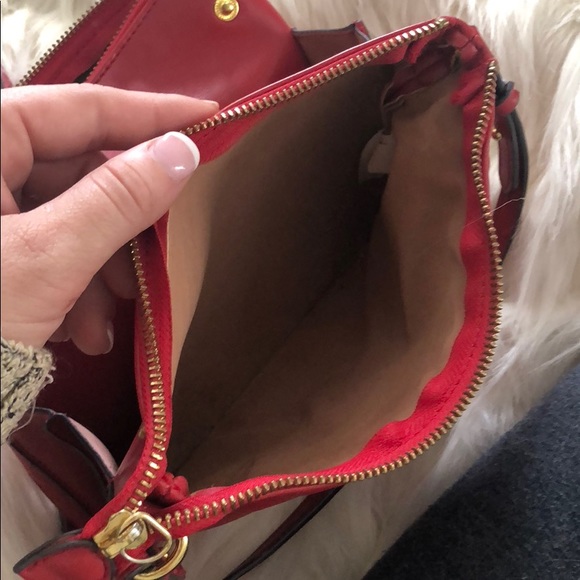 Red satchell - Picture 6 of 7